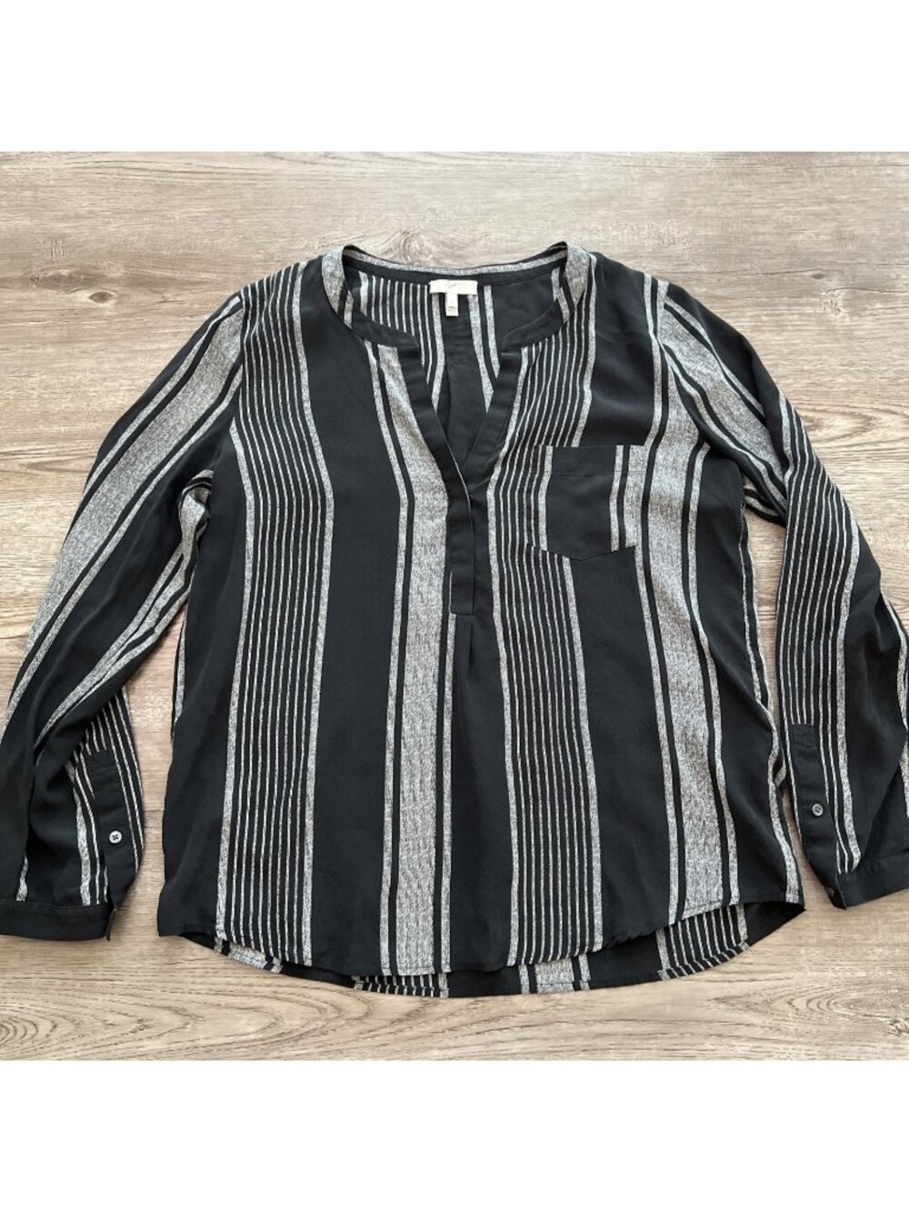 Joie 100% Silk Striped Split Neck Blouse Womens S Black Grey Long Sleeve Roll Up